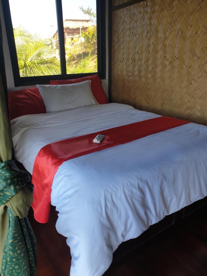 Miley Lodging Restobar New Busuanga Exteriér fotografie